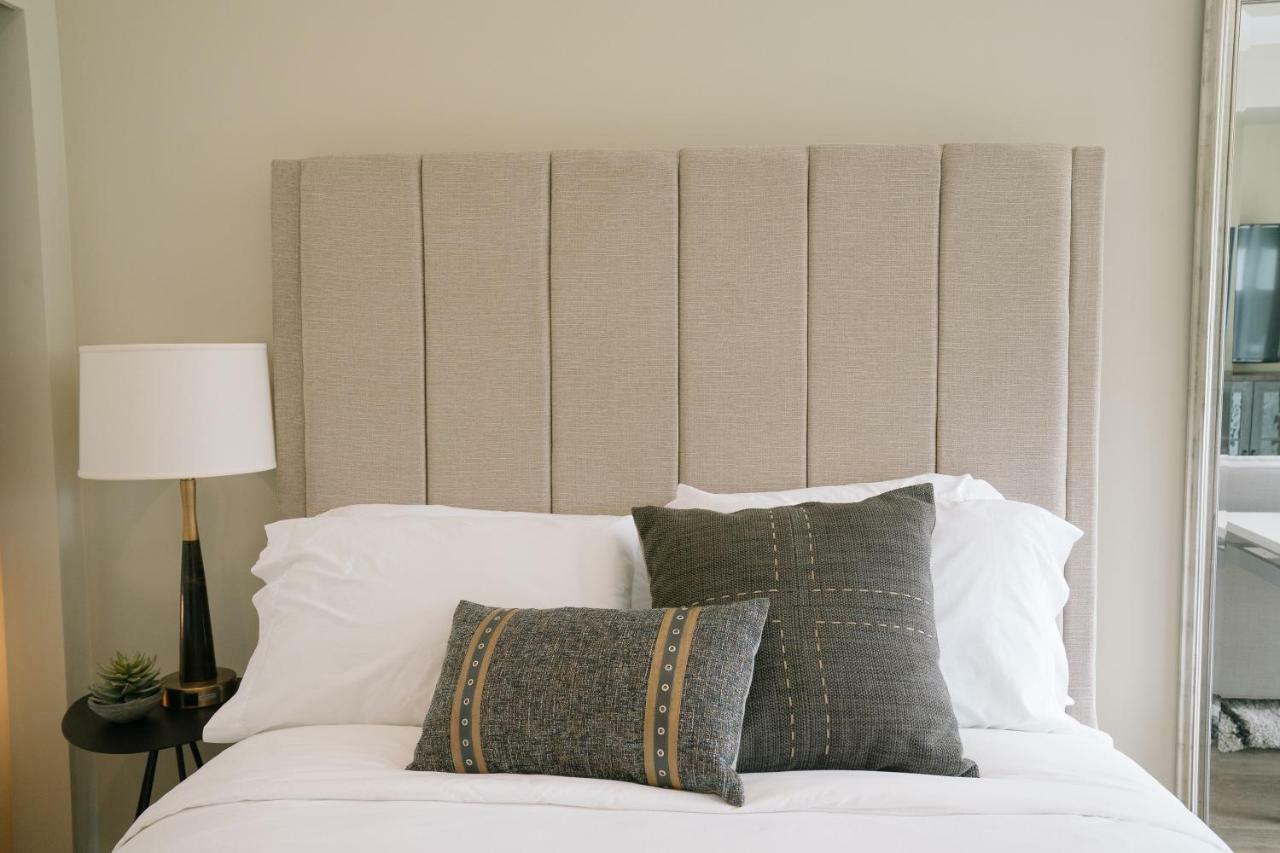 Whyhotel Seattle-Belltown Luxe Suites Wall Street Bagian luar foto