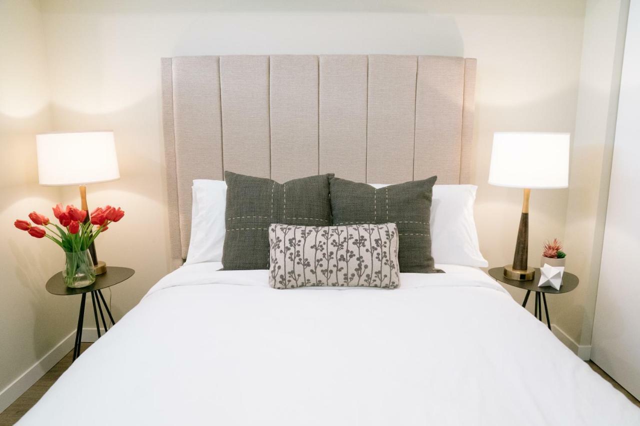 Whyhotel Seattle-Belltown Luxe Suites Wall Street Bagian luar foto